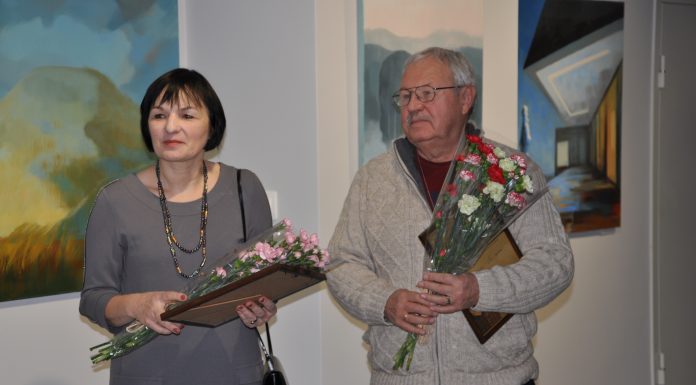 Parodoje – dvi skirtingos tikrovės