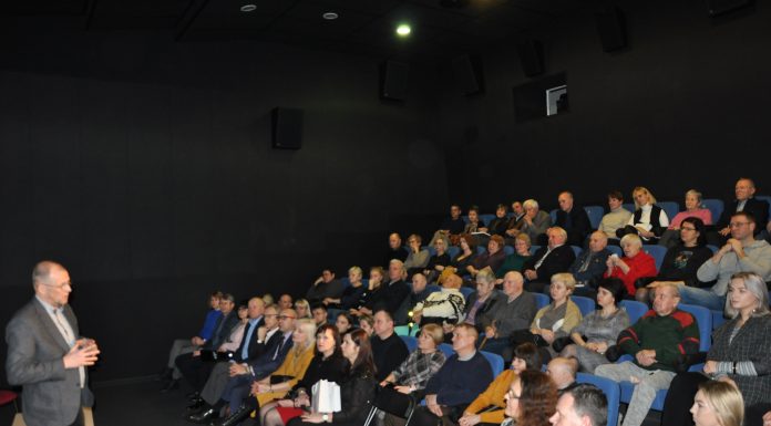 Varėnoje įvyko dokumentinio filmo „Vanago portretas“ premjera
