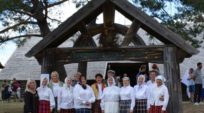 Margionių klojimo teatras sukvietė į tradicinę „Citnaginę“