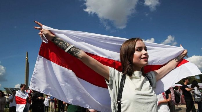 Rugpjūčio 23 dieną, sekmadienį, istorinę Baltijos kelio dieną, susijunkime į gyvą grandinę