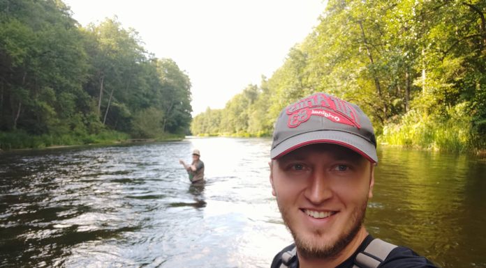 Baidarių entuziastas Pranas į vasaros sezono atidarymą Varėnoje atplauks upių keliais